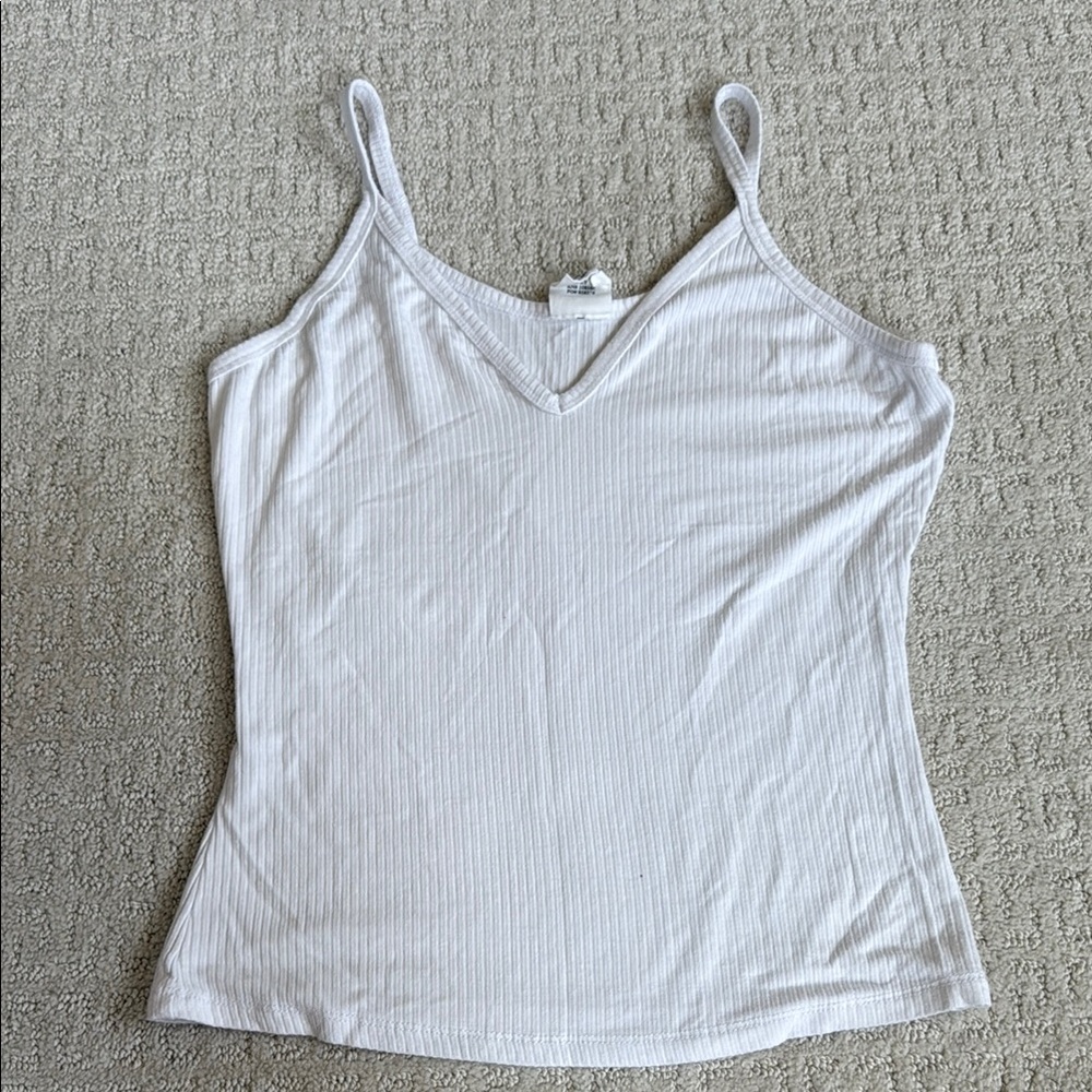 Women's Tank Tops Bundle - Picture 5 of 9